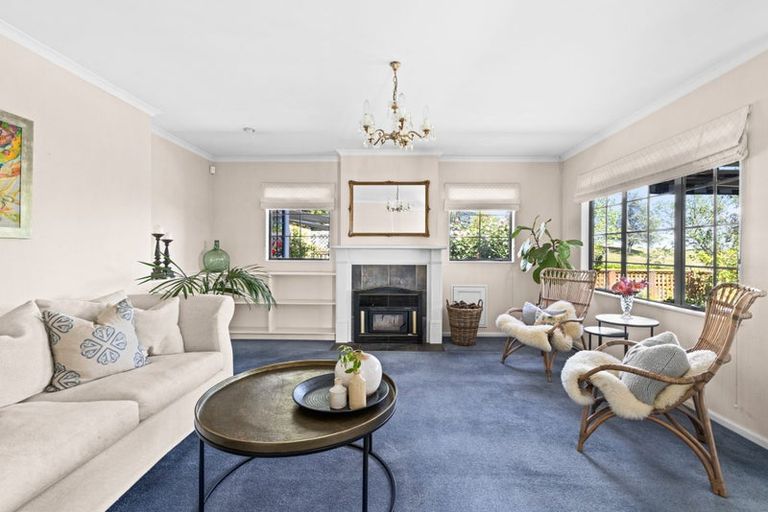 Photo of property in 46 Lucknow Road, Havelock North, 4130