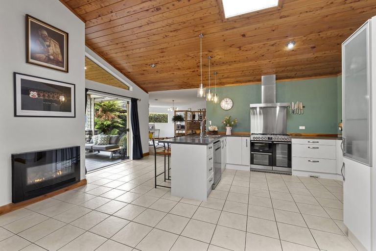 Photo of property in 2 Merlot Place, Rototuna, Hamilton, 3210