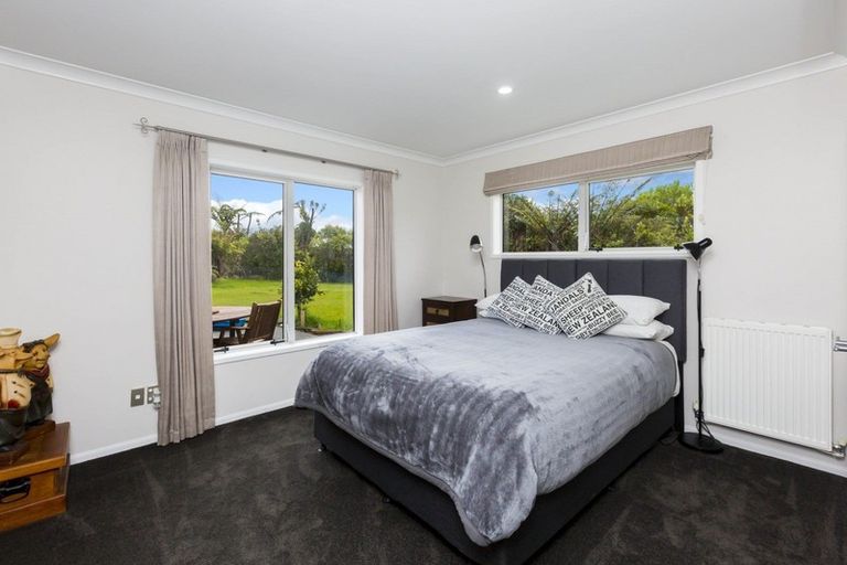 Photo of property in 65 Mount Marua Way, Timberlea, Upper Hutt, 5018