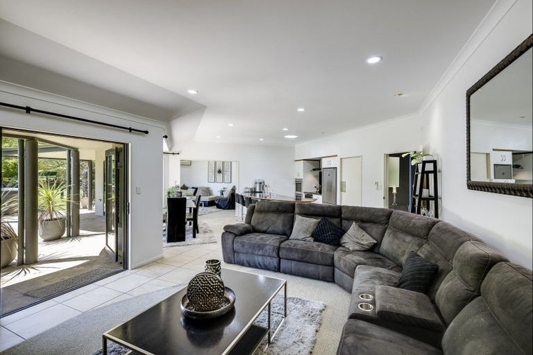 Photo of property in 100 Cohrs Road, Poukawa, Hastings, 4178