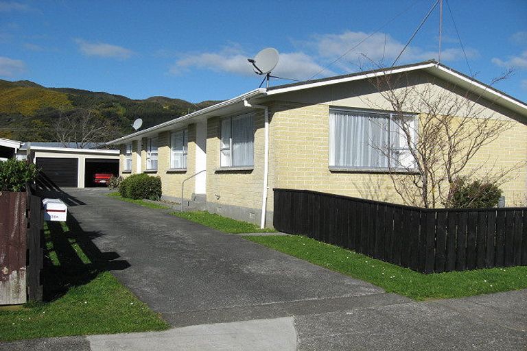 Photo of property in 28b Matthews Road, Wainuiomata, Lower Hutt, 5014