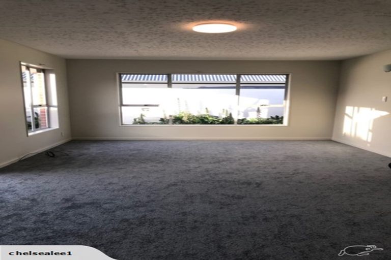 Photo of property in 122 Maidstone Road, Ilam, Christchurch, 8041