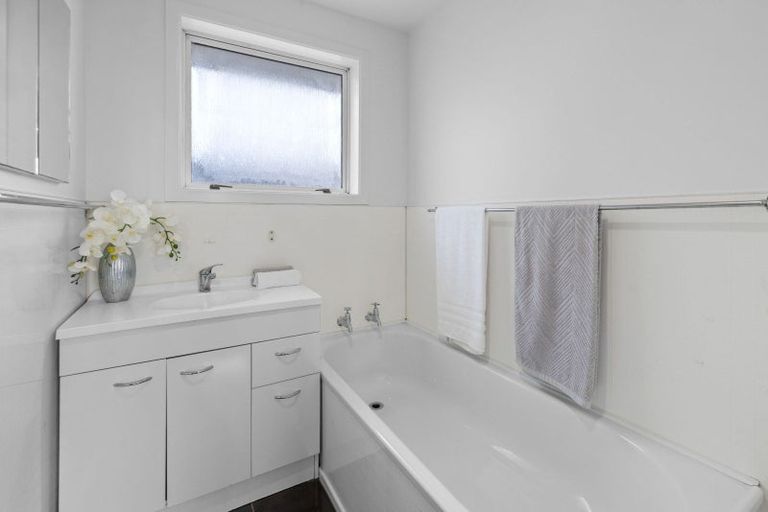 Photo of property in 67 Gladson Avenue, Sockburn, Christchurch, 8042