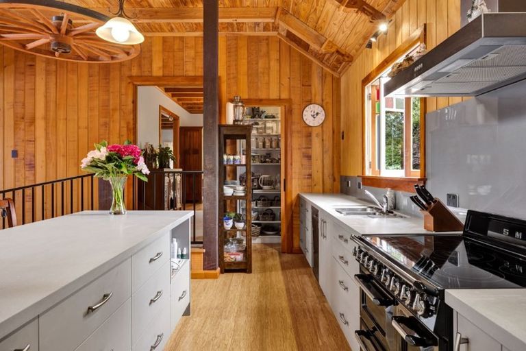 Photo of property in 543 Manutahi Road, Lepperton, New Plymouth, 4373