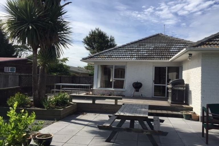 Photo of property in 46 Steadman Road, Broomfield, Christchurch, 8042