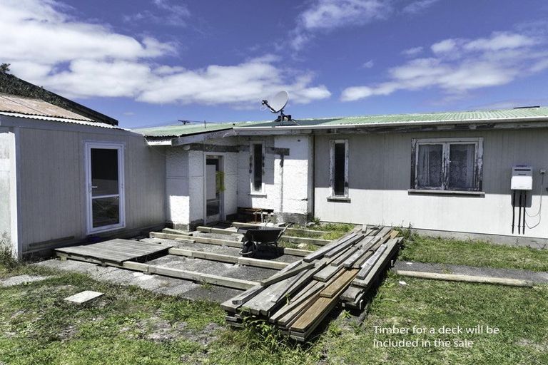 Photo of property in 1 Porritt Street, Ruawai, 0530