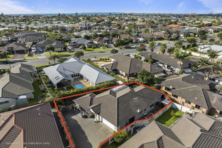 Photo of property in 14 Putaka Place, Papamoa Beach, Papamoa, 3118