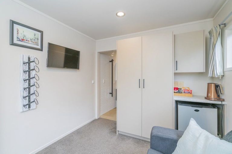 Photo of property in 10 Rena Place, Whitianga, 3510