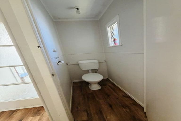 Photo of property in 12 Cheviot Street, Mangere East, Auckland, 2024