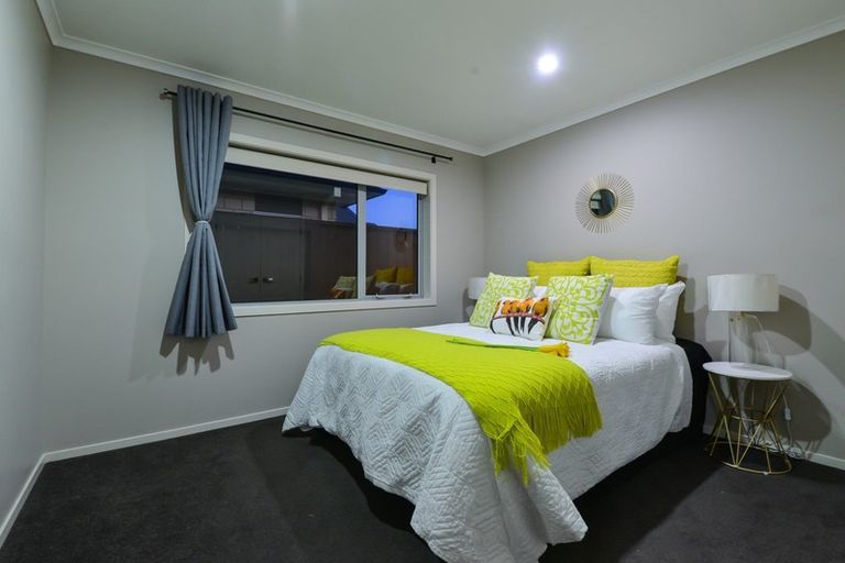 Photo of property in 12 Allgood Place, Rototuna North, Hamilton, 3210