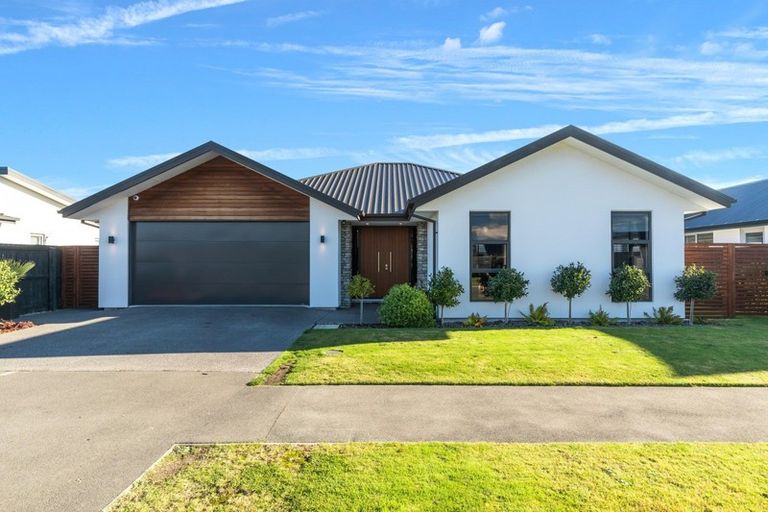 Photo of property in 81 Metehau Street, Marshland, Christchurch, 8083