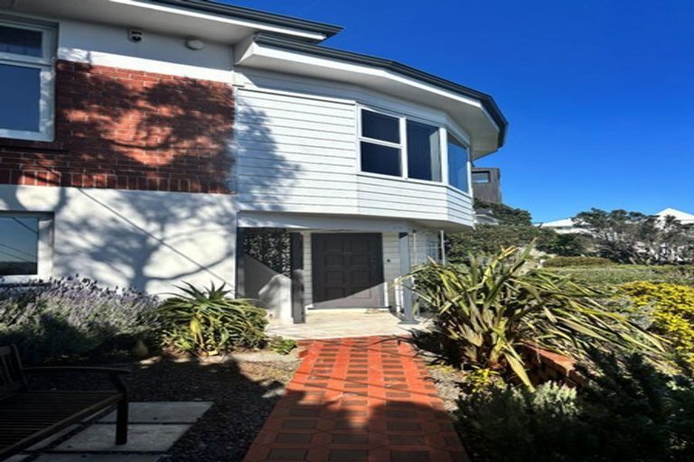 Photo of property in 8 Roseneath Terrace, Roseneath, Wellington, 6011