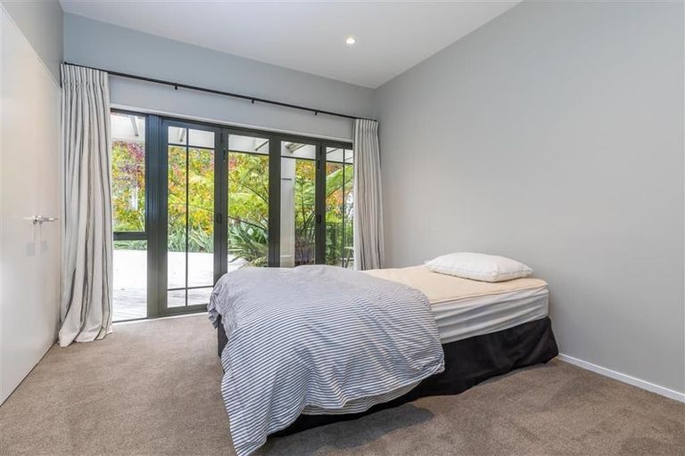 Photo of property in 312 Upper Harbour Drive, Greenhithe, Auckland, 0632