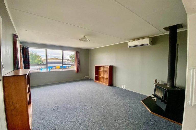 Photo of property in 32 Heather Street, Levin, 5510