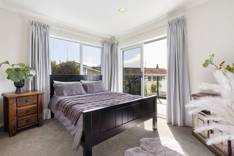 Photo of property in 32 Marnane Terrace, St Andrews, Hamilton, 3200