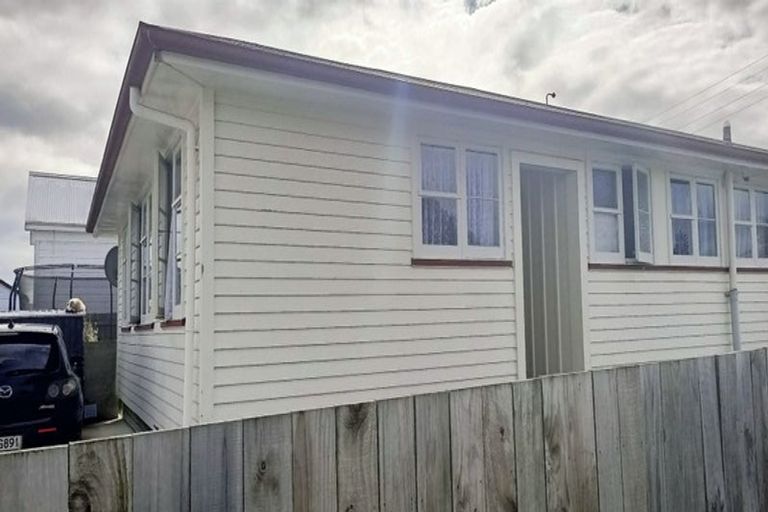 Photo of property in 10 Russell Street, Feilding, 4702