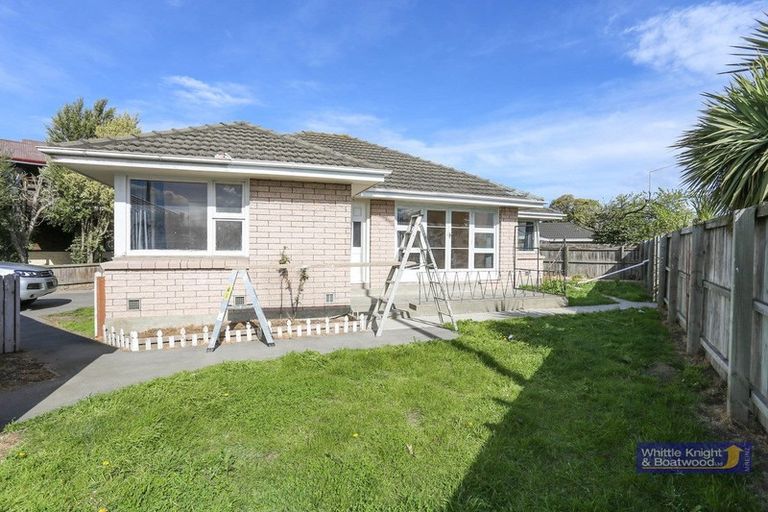 Photo of property in 401 Yaldhurst Road, Russley, Christchurch, 8042