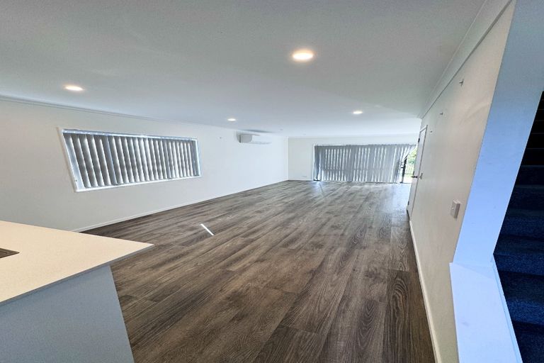 Photo of property in 15 Sealord Place, Manurewa, Auckland, 2102