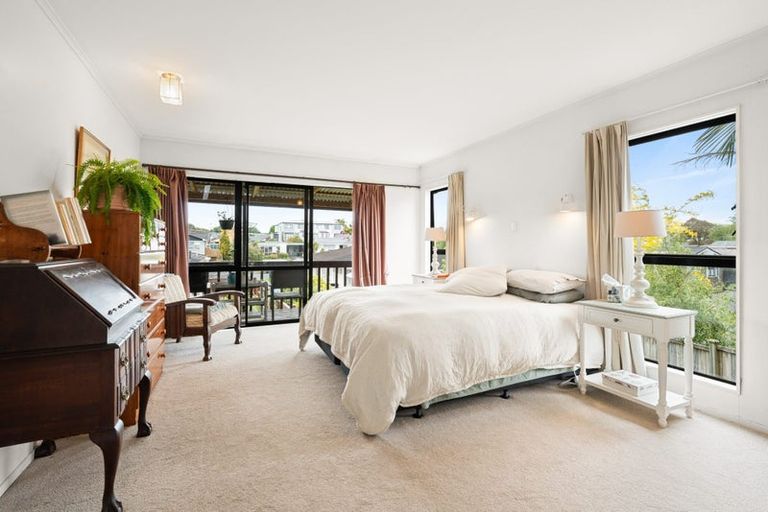 Photo of property in 91 Meadway, Sunnyhills, Auckland, 2010