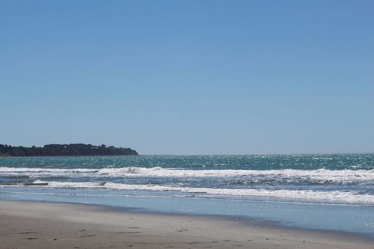 Photo of property in 25-27 Onaero Beach Road, Onaero, Waitara, 4383