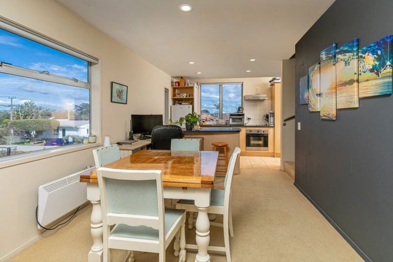 Photo of property in 14/3 Riverside Road, Orewa, 0931