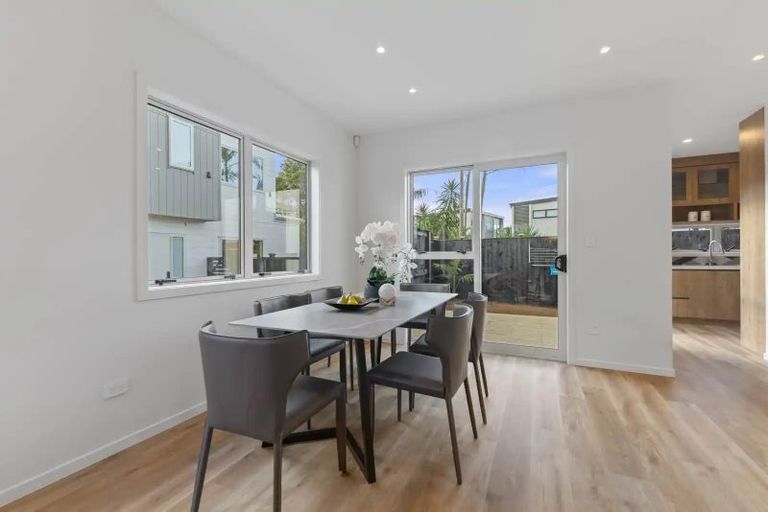 Photo of property in 20 Barrie Avenue, Papatoetoe, Auckland, 2025