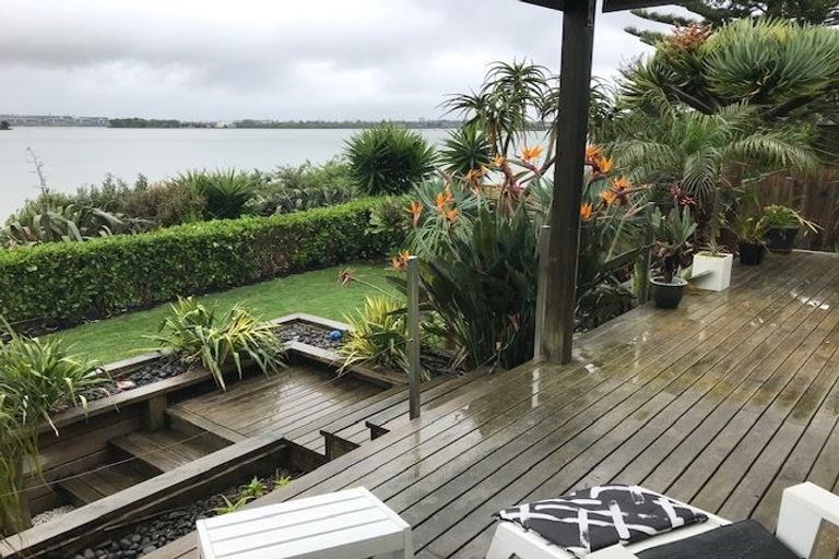 Photo of property in 48 Aurea Avenue, Pakuranga, Auckland, 2010