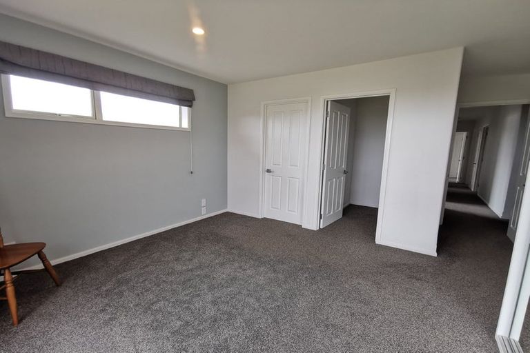 Photo of property in 5 Gilders Grove, Heathcote Valley, Christchurch, 8022