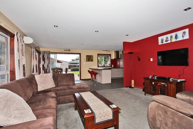 Photo of property in 61 Amyes Road, Hornby, Christchurch, 8042