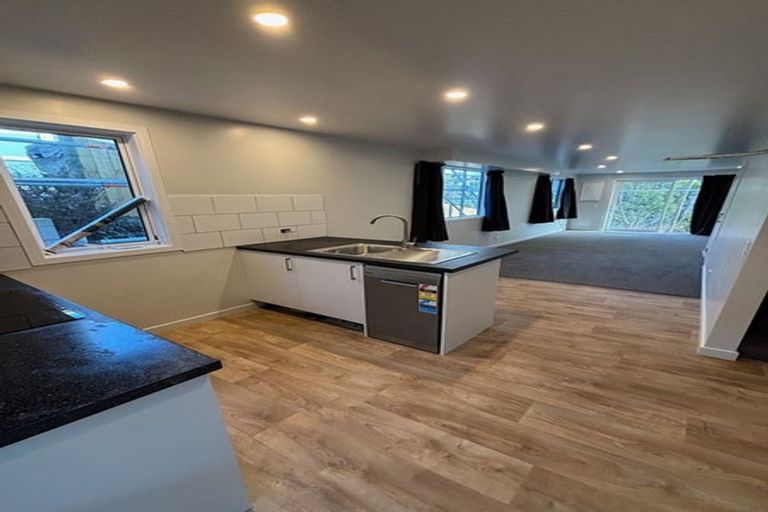 Photo of property in 60 Walter Street, The Glen, Dunedin, 9011