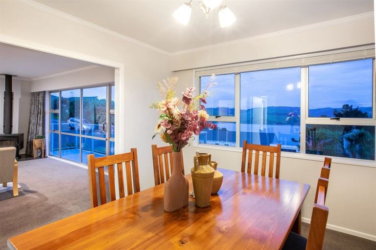 Photo of property in 116 Kahu Road, Paremata, Porirua, 5024