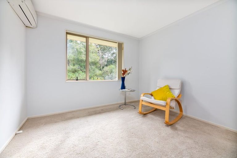 Photo of property in 32 Lomas Way, Albany, Auckland, 0632