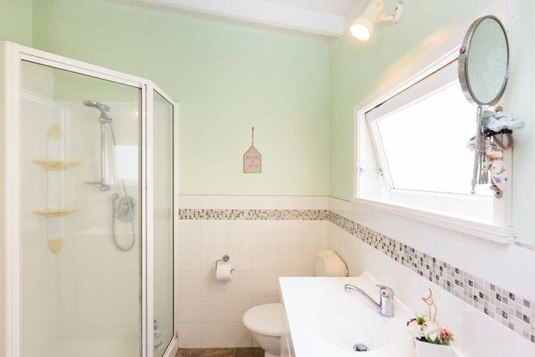 Photo of property in 163 West Street, Feilding, 4702