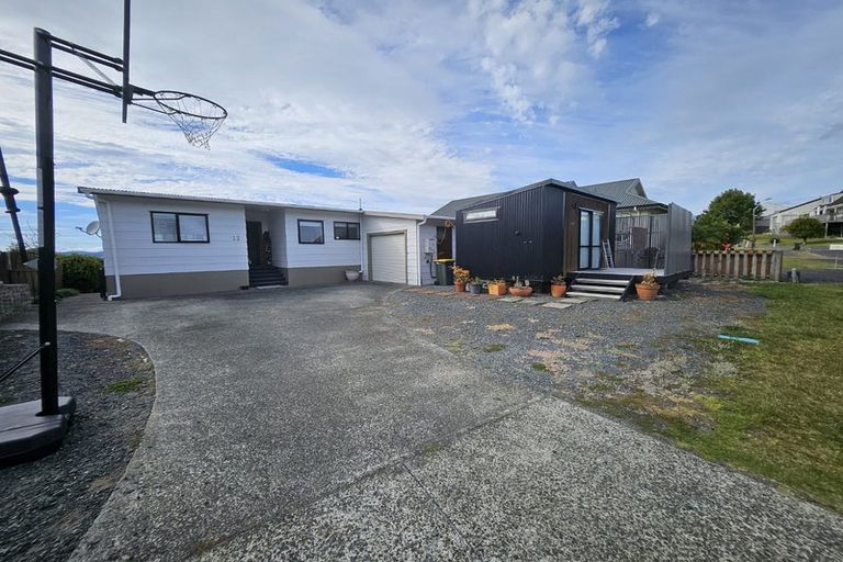 Photo of property in 12 Arohia Place, Snells Beach, 0920