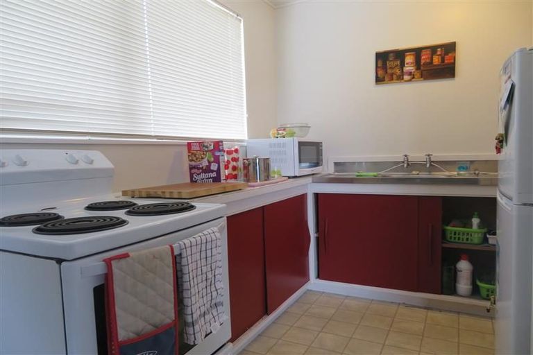 Photo of property in 13a Central Terrace, Alicetown, Lower Hutt, 5010