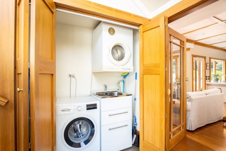 Photo of property in 83 Brougham Street, New Plymouth, 4310