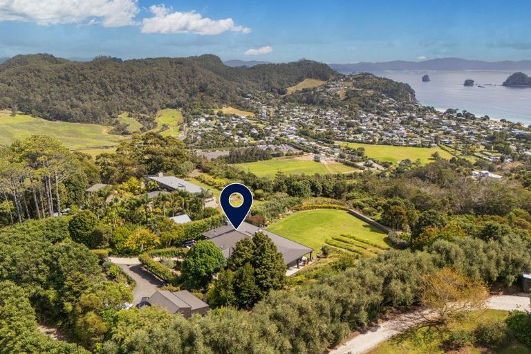 Photo of property in 49 Sarahs Hill, Hahei, Whitianga, 3591