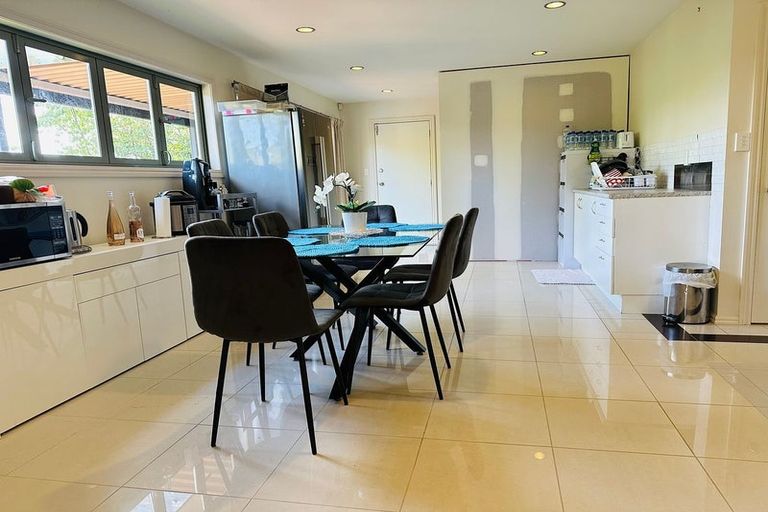 Photo of property in 24 Castleton Drive, Howick, Auckland, 2014