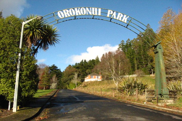 Photo of property in 64 Orokonui Road, Waitati, 9085