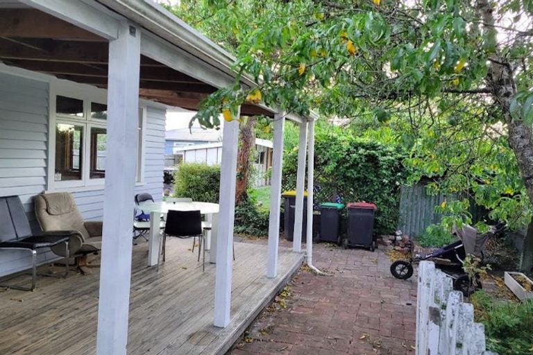 Photo of property in 17 Scott Street, Sydenham, Christchurch, 8023