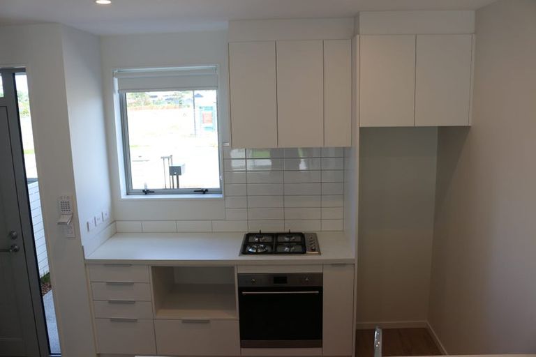 Photo of property in 8 Kawe Marie Lane, Takanini, 2112