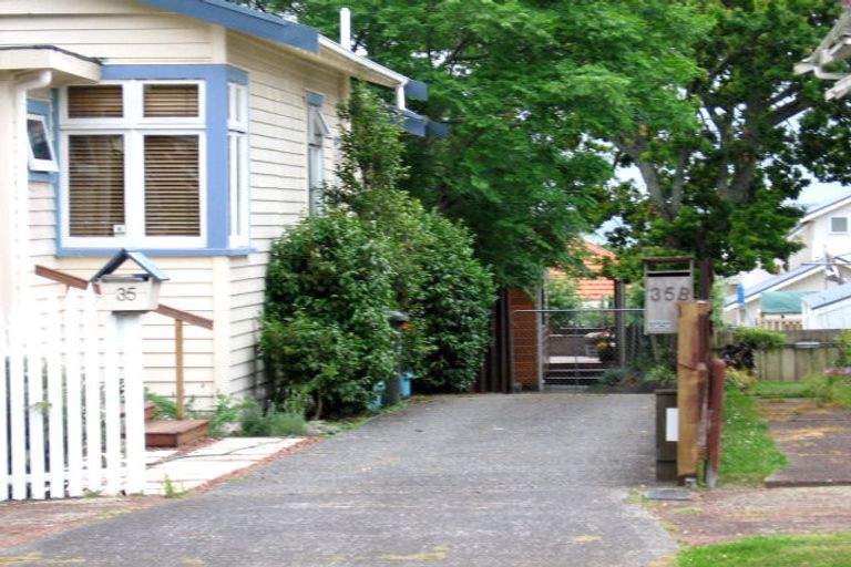 Photo of property in 35b Formby Avenue, Point Chevalier, Auckland, 1022