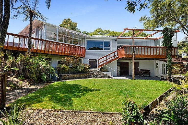 Photo of property in 16 Selwyn Street, Lower Vogeltown, New Plymouth, 4310