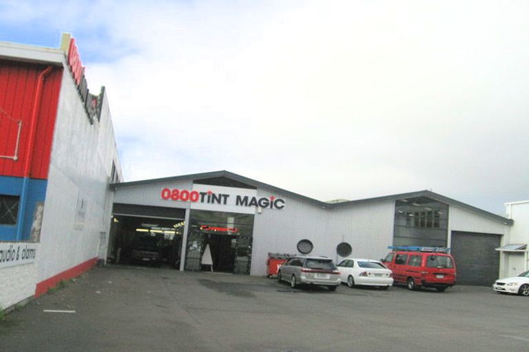 Photo of property in 19 Kenepuru Drive, Kenepuru, Porirua, 5022