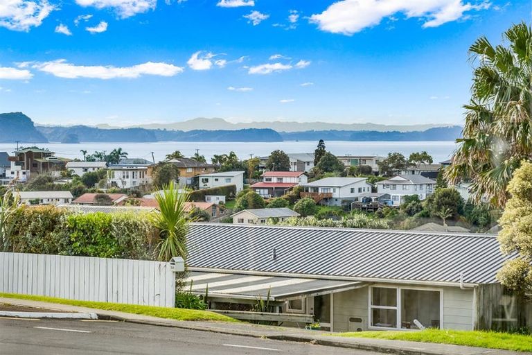 Photo of property in 53 Brightside Road, Stanmore Bay, Whangaparaoa, 0932