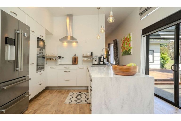 Photo of property in 11 Cochrane Drive, Kerikeri, 0230