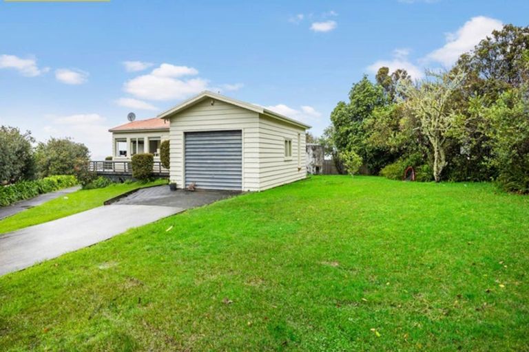 Photo of property in 49 Lonely Track Road, Fairview Heights, Auckland, 0632