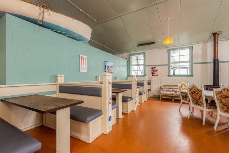 Photo of property in 84 Moana Street, Otaki Beach, Otaki, 5512