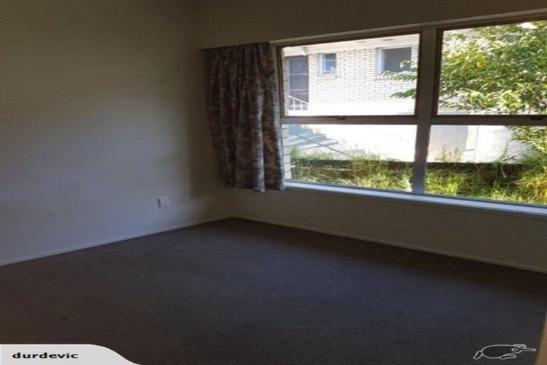 Photo of property in 2/61 Chartwell Avenue, Glenfield, Auckland, 0629