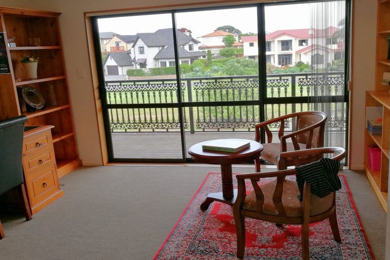 Photo of property in 21 Waimanu Drive, Te Atatu Peninsula, Auckland, 0610